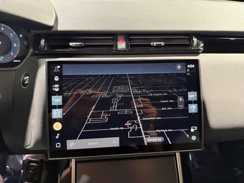 Used 2024 Land Rover Range Rover Velar Dynamic SE AWD/4WD image 30
