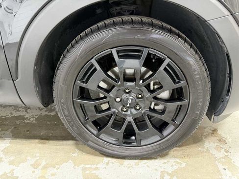 Used 2022 Kia Telluride EX w/ EX Premium Package image 6