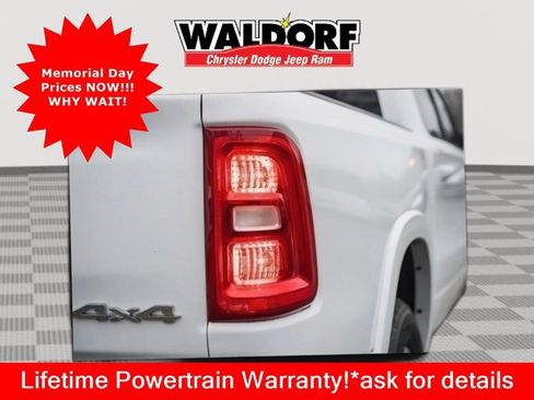 New 2025 RAM 1500 Big Horn AWD/4WD image 17