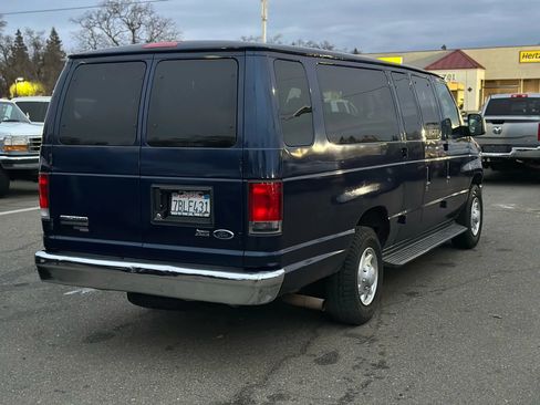 Used 2013 Ford E-350 and Econoline 350 XL image 4