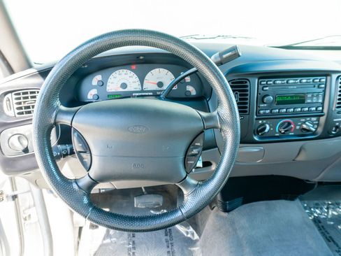 Used 2004 Ford F150 Lightning RWD image 14