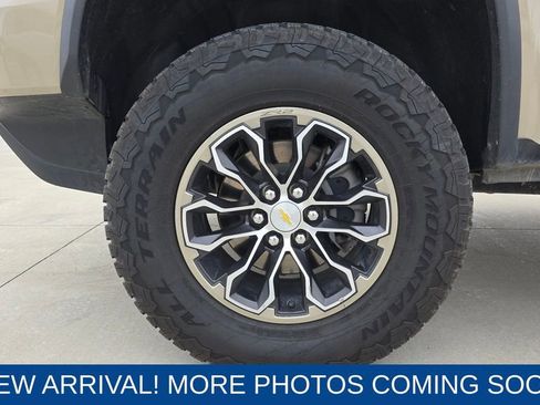 Used 2022 Chevrolet Colorado ZR2 image 10