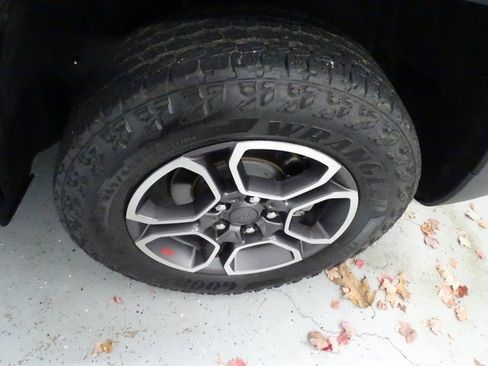 Certified 2022 Jeep Grand Cherokee Trailhawk w/ ADV Protech Group II image 29