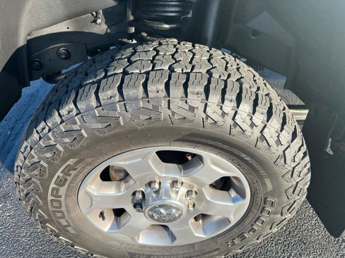 Used 2016 RAM 2500 Big Horn AWD/4WD image 10