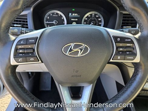 Used 2019 Hyundai Sonata Limited image 29