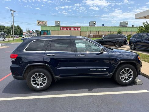 Used 2015 Jeep Grand Cherokee Limited AWD/4WD image 2