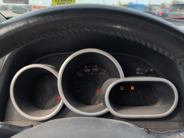 Used 2009 Pontiac Vibe GT FWD image 15