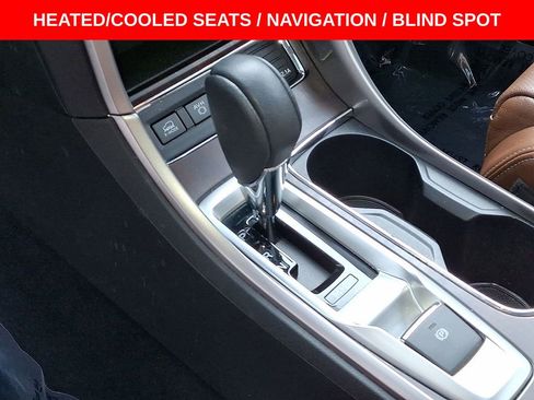 Used 2020 Subaru Ascent Touring w/ Popular Package #3 image 12