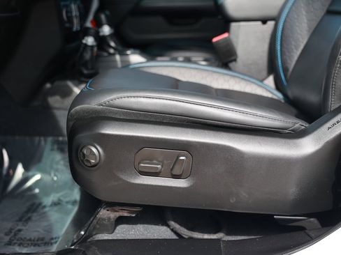 Used 2024 Jeep Wrangler High Altitude image 20