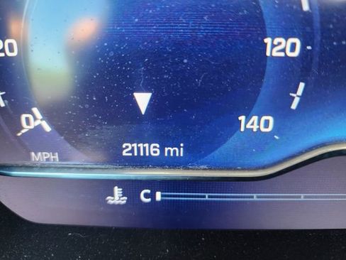 Used 2024 Chevrolet Silverado 2500 High Country w/ Technology Package AWD/4WD image 7