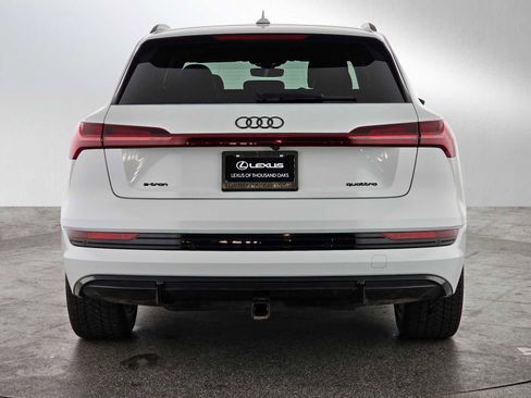 Used 2022 Audi e-tron Chronos w/ Chronos Package image 4