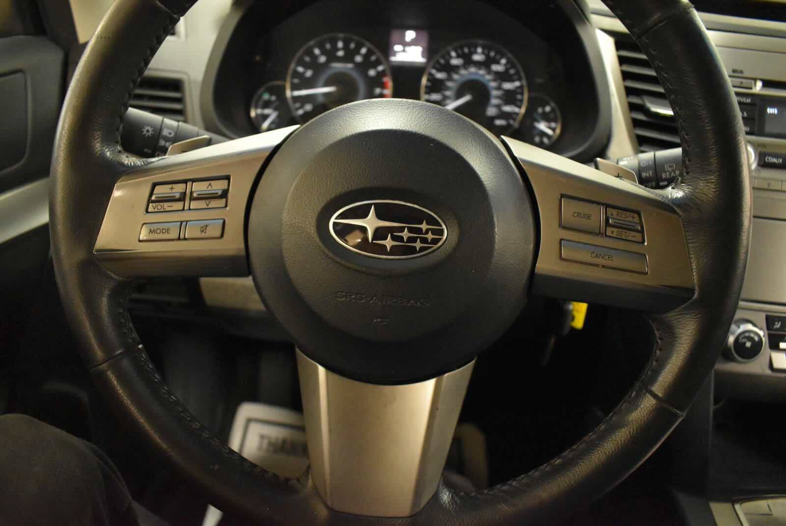 Used 2011 Subaru Outback 2.5i Premium w/ All-Weather Pkg AWD/4WD image 21