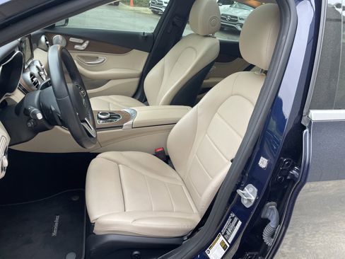 Used 2019 Mercedes-Benz C 300 4MATIC Sedan image 20