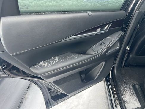 Used 2024 INFINITI QX60 Sensory image 18