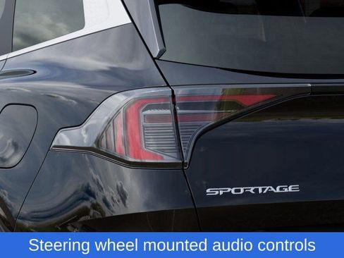 New 2026 Kia Sportage EX image 12