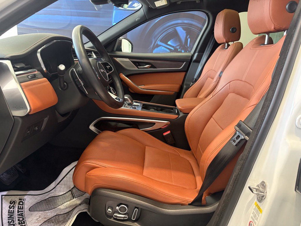 Used 2023 Jaguar F-PACE R-Dynamic S AWD/4WD image 12