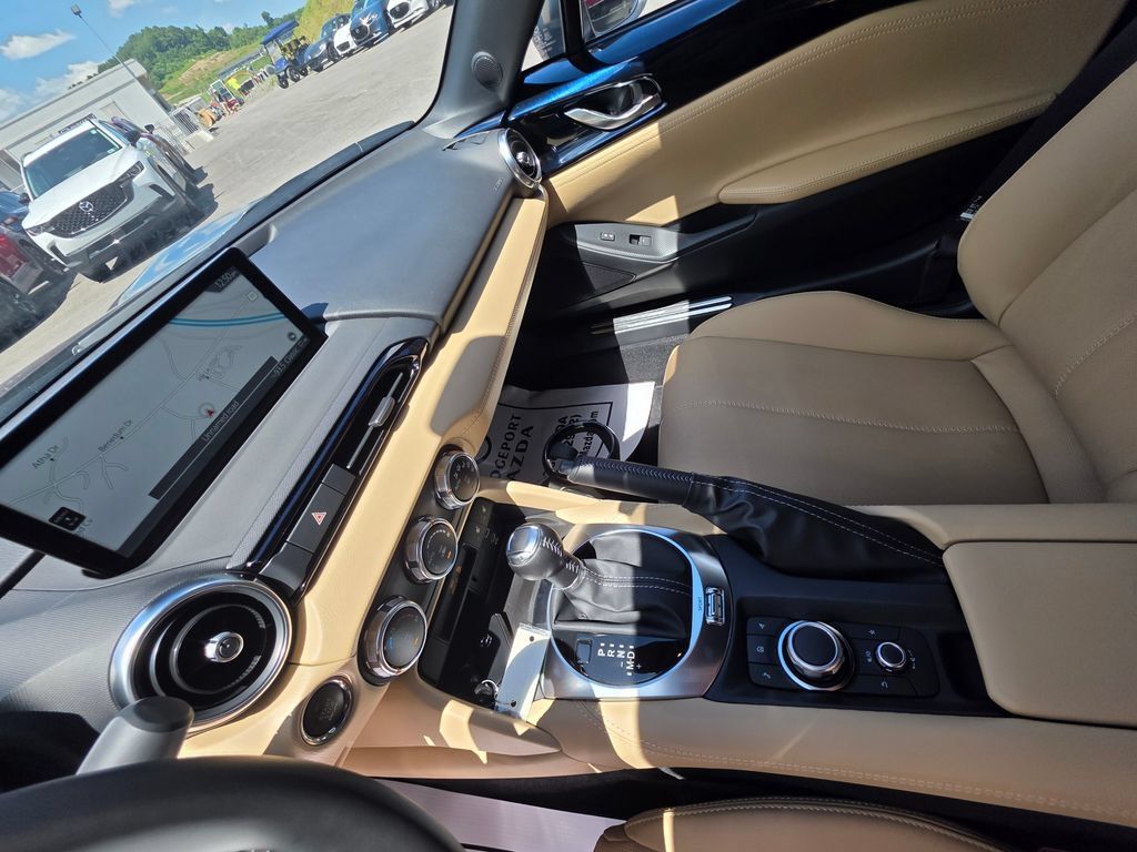 New 2026 MAZDA MX-5 Miata Grand Touring RWD image 17
