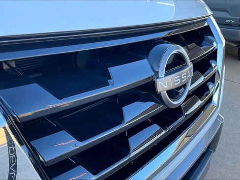 Used 2021 Nissan Armada Platinum w/ Captain's Chairs Package image 28