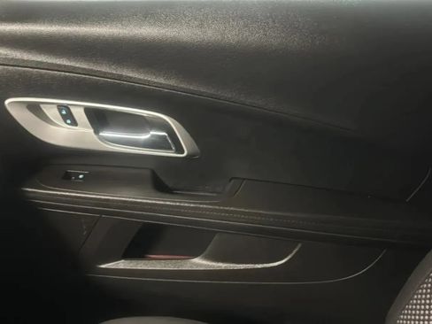 Used 2017 Chevrolet Equinox LS w/ LPO, Protection Package FWD image 15