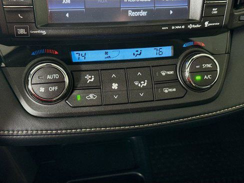 Used 2016 Toyota RAV4 Limited image 18