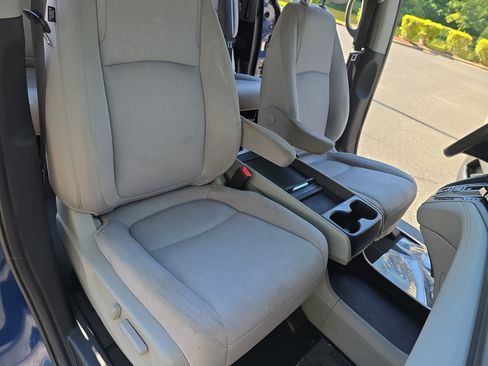 Used 2020 Honda Odyssey EX image 10