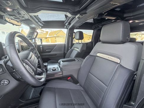 Used 2025 GMC Hummer EV 2X AWD/4WD image 32