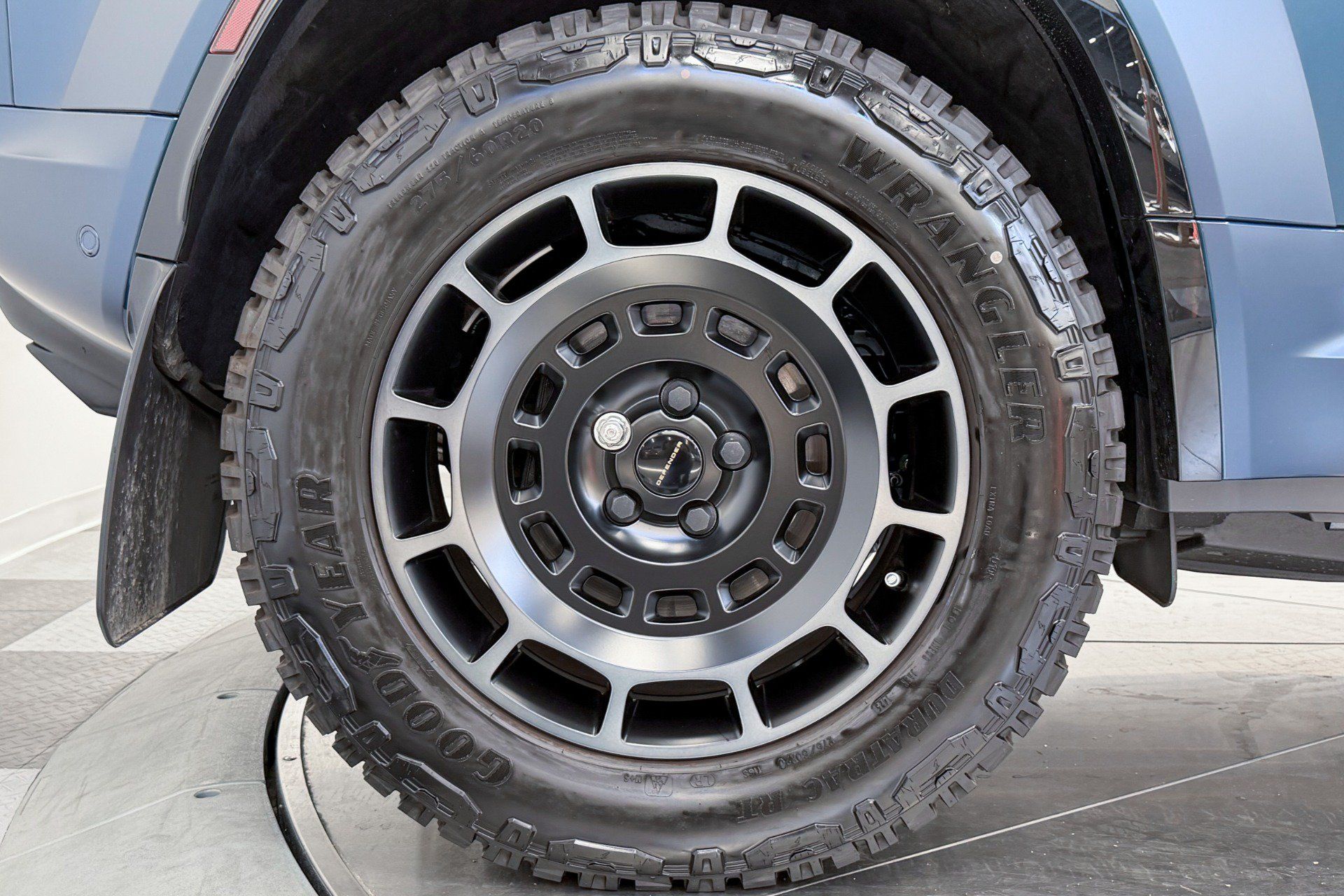 Used 2026 Land Rover Defender 110 AWD/4WD image 33