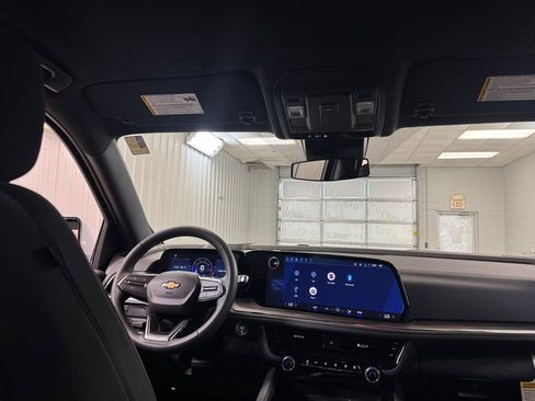 New 2026 Chevrolet Suburban LS AWD/4WD image 20