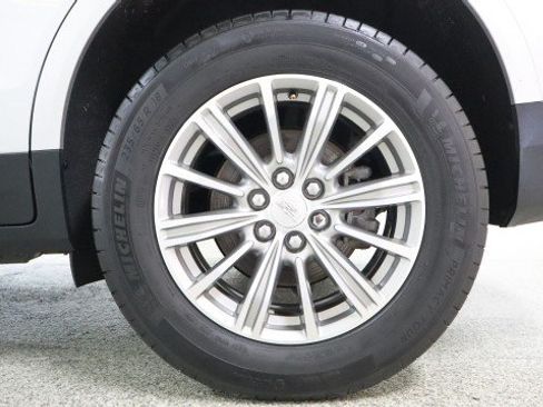 Used 2017 Cadillac XT5 Luxury w/ Driver Awareness Package AWD/4WD image 24