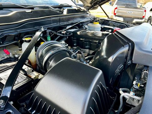 Used 2019 RAM 2500 Laramie image 22