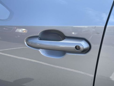 Used 2022 Toyota RAV4 LE FWD image 26