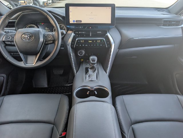 Used 2024 Toyota Venza XLE AWD/4WD image 24