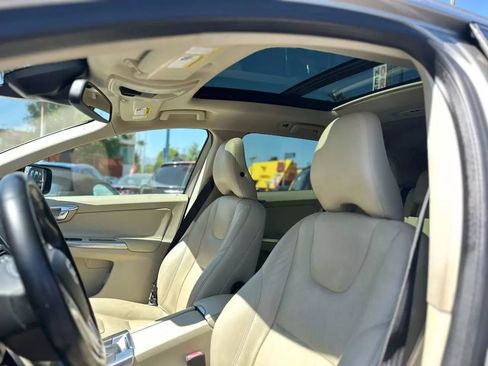Used 2015 Volvo XC60 T5 Premier image 27