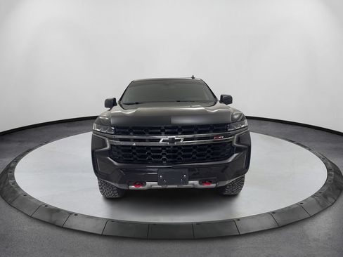 Used 2022 Chevrolet Suburban Z71 w/ Z71 Off-Road Package AWD/4WD image 2