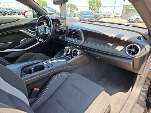Used 2022 Chevrolet Camaro LT RWD image 14