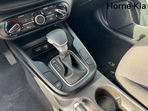 Certified 2022 Kia Soul LX w/ Technology Package image 22