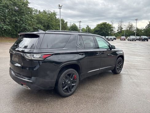 Used 2020 Chevrolet Traverse Premier w/ Redline Edition FWD image 7