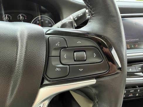Used 2023 Buick Enclave Essence w/ Experience Buick Package AWD/4WD image 15