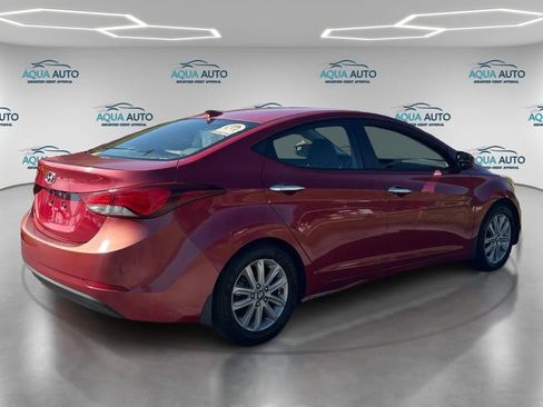 Used 2015 Hyundai Elantra SE w/ Option Group 02 FWD image 5