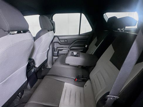 Used 2025 Toyota 4Runner TRD Off-Road image 27