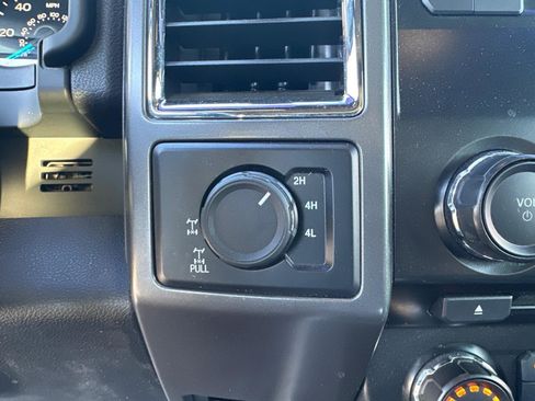 Used 2015 Ford F150 XLT w/ Equipment Group 301A Mid image 15