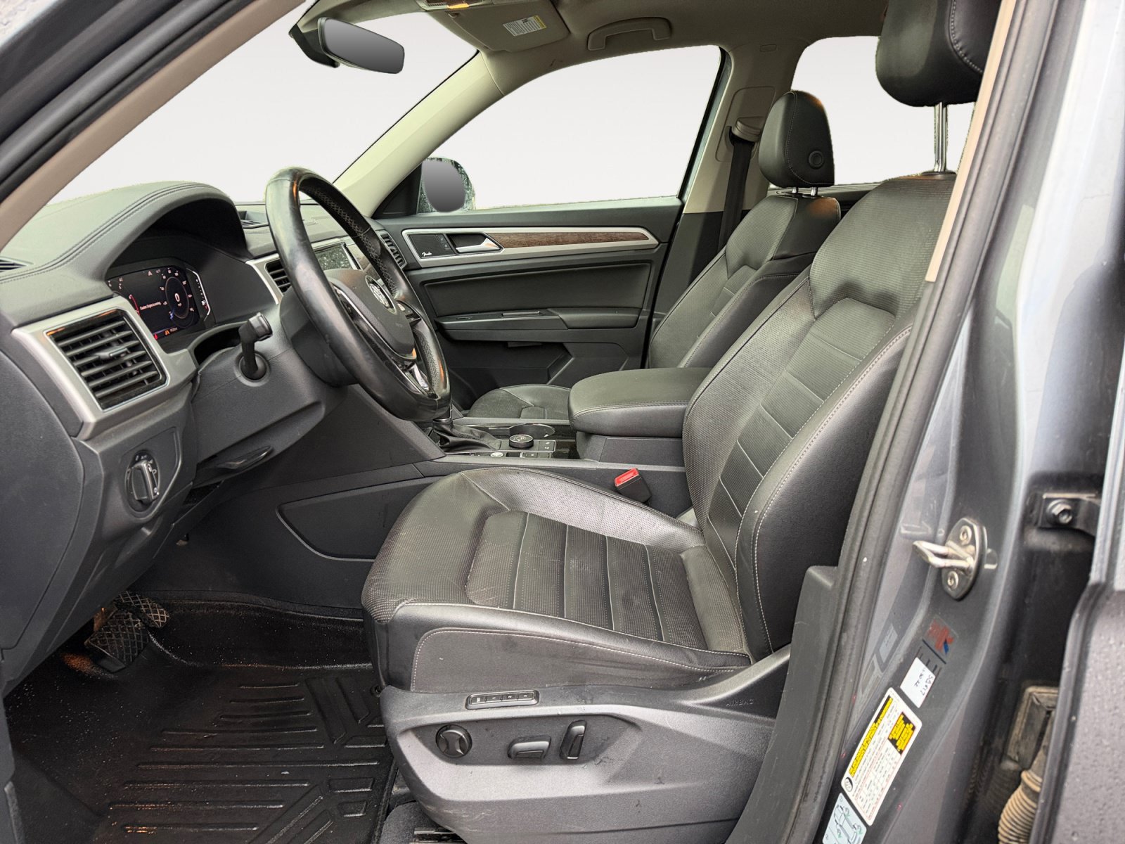 Used 2019 Volkswagen Atlas SEL Premium AWD/4WD image 9