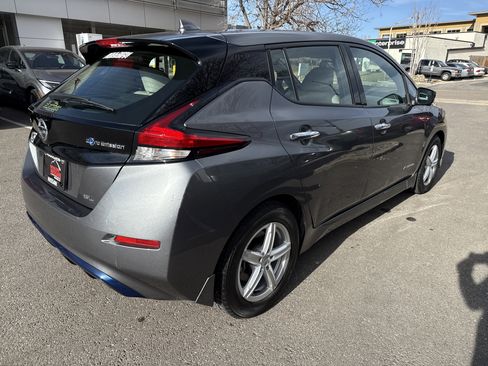 Used 2018 Nissan Leaf SL w/ SL Technology Package image 8
