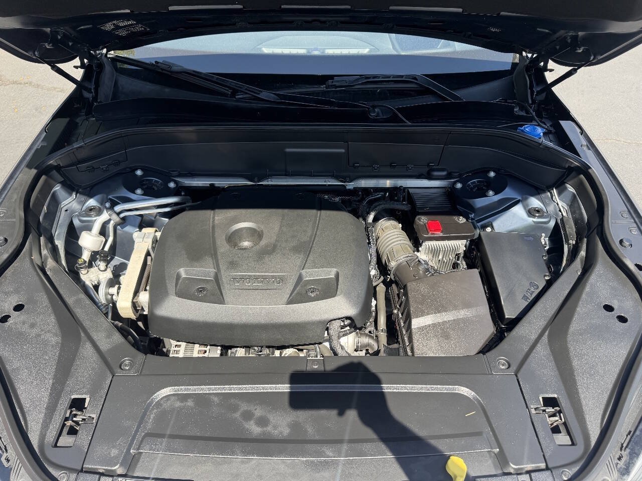 Used 2019 Volvo XC90 T6 Momentum w/ Advanced Package AWD/4WD image 18
