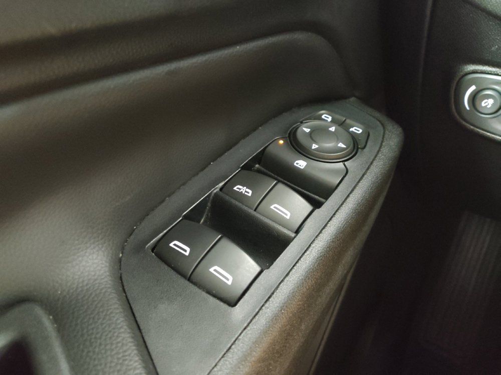 Used 2018 Chevrolet Equinox LT FWD image 27
