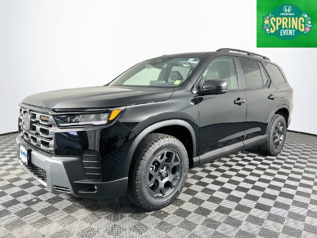 New 2026 Honda Pilot TrailSport image 2