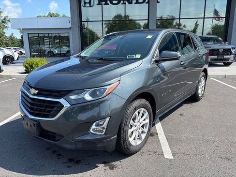 Used 2018 Chevrolet Equinox LT AWD/4WD image 2