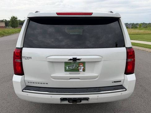 Used 2018 Chevrolet Suburban Premier AWD/4WD image 6