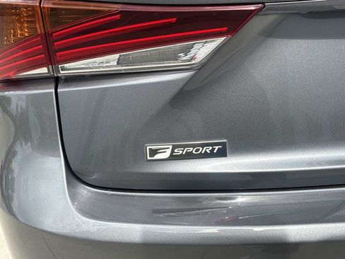 Used 2017 Lexus IS 200t RWD image 10