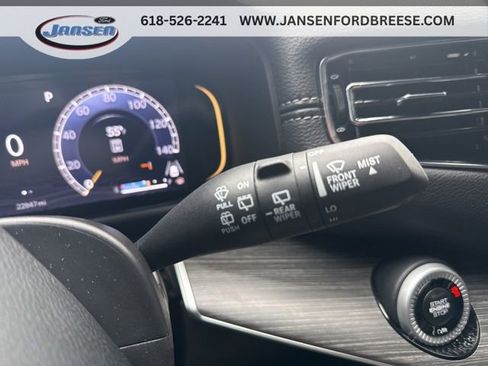 Used 2024 Jeep Wagoneer Series II w/ Convenience Group I image 19